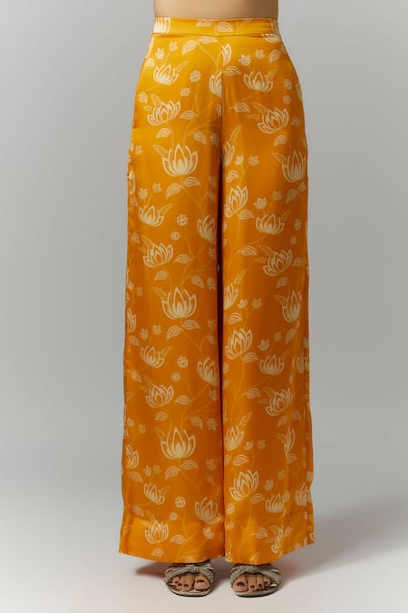 Essay By Sumedha Agrawal_Yellow Organza, Satin, Viscose Pearls, Applique V-neck Printed Kurta Set _Online_at_Aza_Fashions