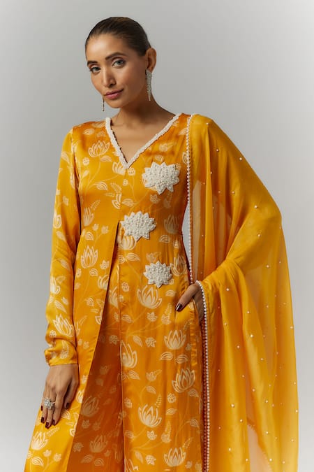 Buy_Essay By Sumedha Agrawal_Yellow Organza, Satin, Viscose Pearls, Applique V-neck Printed Kurta Set _Online_at_Aza_Fashions