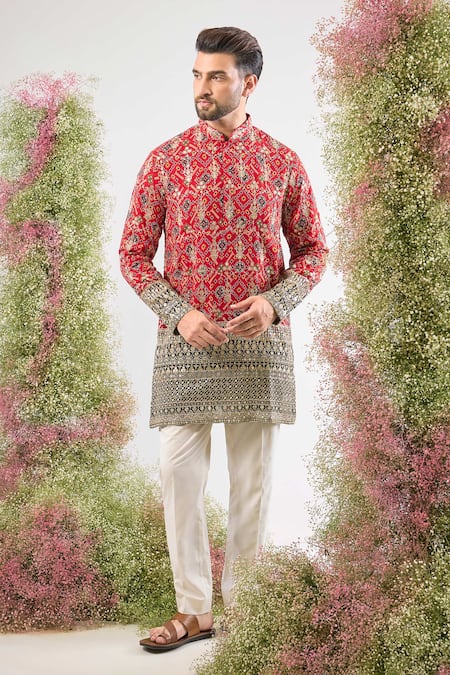 Buy Kasbah Red Georgette Sequins, Zari Bandhani Short Kurta Online at Aza Fashions Buy_Kasbah_Red Georgette Sequins, Zari Bandhani Short Kurta _Online_at_Aza_Fashions