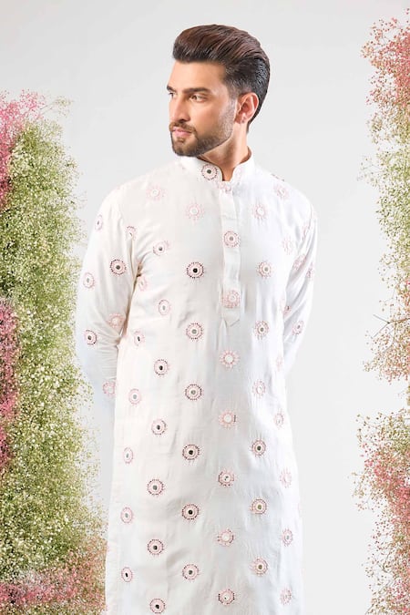 Buy_Kasbah_Ivory Silk Embroidery, Sequins, Mirrors Powder Pink Threadwork Kurta _Online_at_Aza_Fashions