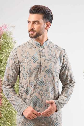 Kasbah_Beige Georgette Embroidery, Sequins Flora And Fauna Kurta _Online_at_Aza_Fashions