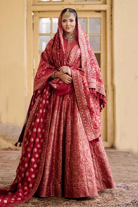 Buy_Safaa_Red Vegan Silk Zari High Neck Subhanallah Work Bridal Lehenga Set _Online_at_Aza_Fashions