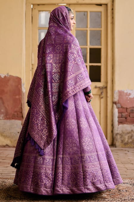 Safaa Zehnaseeb Bandhani Pattern Lehenga Set 