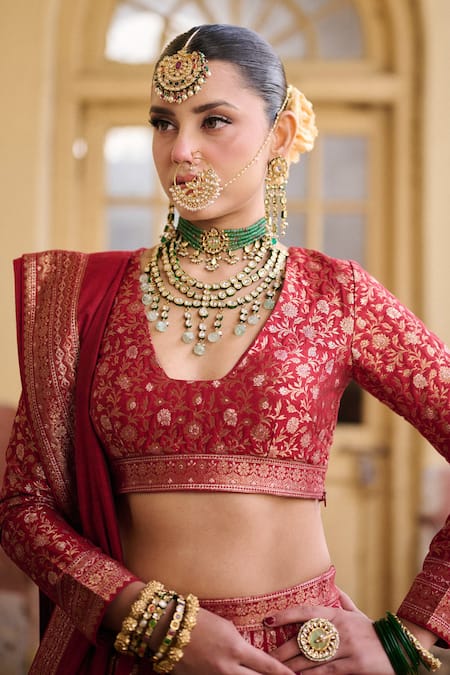 Buy Safaa Red Vegan Silk Zari, Gota Patti Deep Neck Be Shumaar Woven Lehenga Set Online at Aza Fashions Buy_Safaa_Red Vegan Silk Zari, Gota Patti Deep Neck Be Shumaar Woven Lehenga Set _Online_at_Aza_Fashions