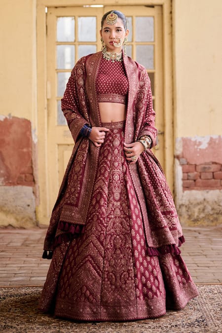 Buy Safaa Maroon Vegan Silk Zari High Neck Saabah Woven Lehenga Blouse Set Buy_Safaa_Maroon Vegan Silk Zari High Neck Saabah Woven Lehenga Blouse Set