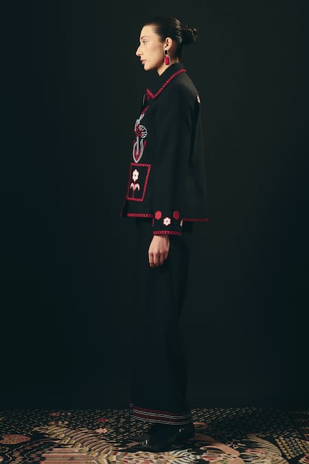 Shimona_Black Embroidery, Beads Collared Noire Jacket _Online_at_Aza_Fashions