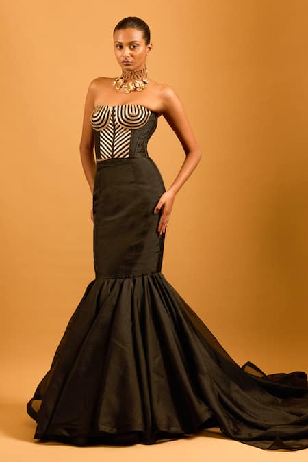 Siddartha Tytler_Black Dupion Zari Bandeau Neck Structured Stripe Pattern Corset Top _Online_at_Aza_Fashions