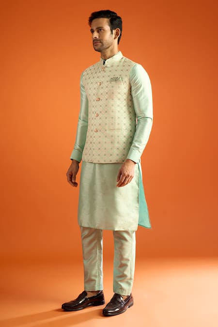 Arihant Rai Sinha_Green Silk, Jacquard Embroidery Geometric Pattern Bundi And Kurta Set _Online_at_Aza_Fashions