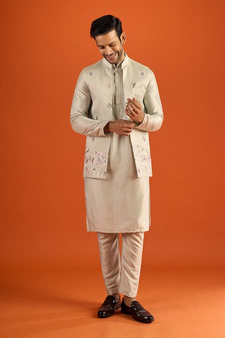 Arihant Rai Sinha Embroidered Bundi & Kurta Set 