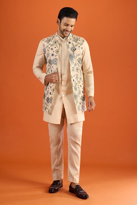 Arihant Rai Sinha Floral Pattern Bundi & Kurta Set 