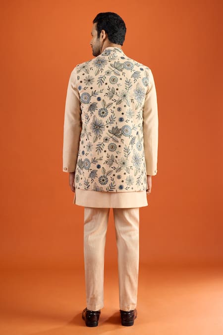 Arihant Rai Sinha Floral Pattern Bundi & Kurta Set 