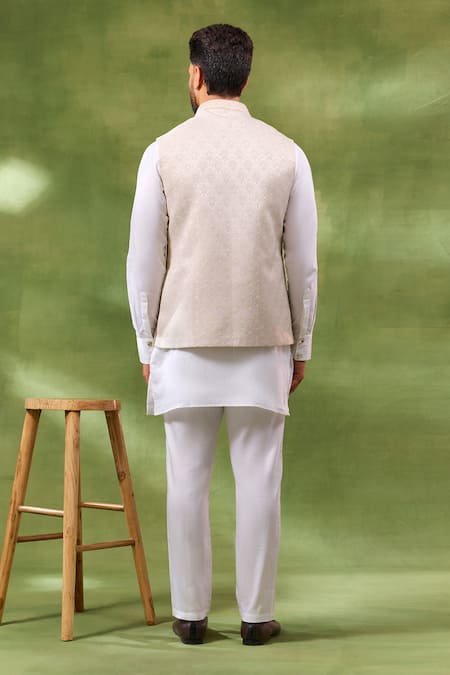 Spring Break Ivory Jacquard Bundi & Kurta Set 