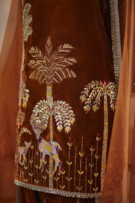 Shop Ajiesh Oberoi Gold Organza, Velvet Zari, Mirrors, Metallic Thread, Saaz Kurta Dhoti Pant Set Online at Aza Fashions Shop_Ajiesh Oberoi_Gold Organza, Velvet Zari, Mirrors, Metallic Thread, Saaz Kurta Dhoti Pant Set _Online_at_Aza_Fashions