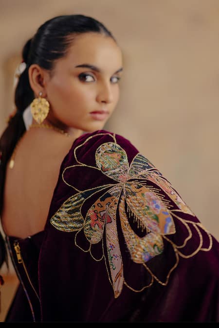 Ajiesh Oberoi Wine Velvet Embroidery, Zari Sweetheart Neck Ragini Corset Pant Set Online at Aza Fashions Ajiesh Oberoi_Wine Velvet Embroidery, Zari Sweetheart Neck Ragini Corset Pant Set _Online_at_Aza_Fashions