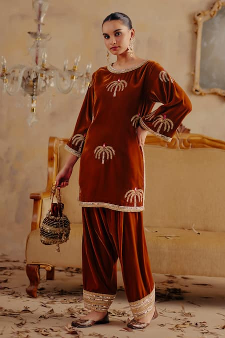 Shop Ajiesh Oberoi Orange Velvet Beads, Mirrors, Gota Madhurima Embroidered Kurta And Salwar Set Online at Aza Fashions Shop_Ajiesh Oberoi_Orange Velvet Beads, Mirrors, Gota Madhurima Embroidered Kurta And Salwar Set _Online_at_Aza_Fashions