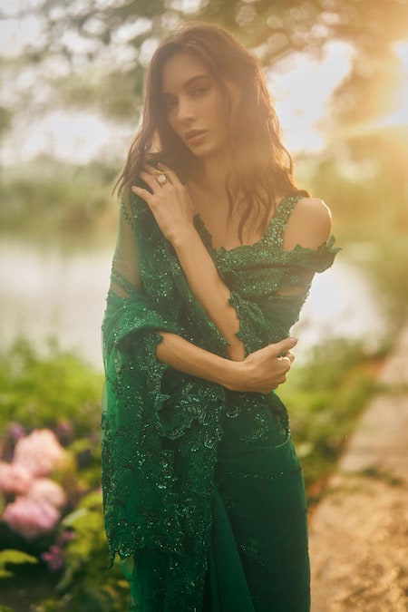 Anushree Reddy Ruffle Saree With Unstitched Blouse Piece 