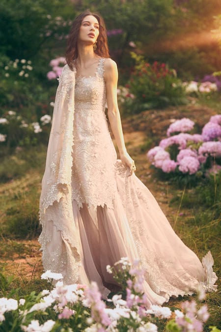 Anushree Reddy Embroidered Kurta Set 