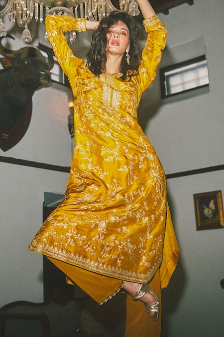 Anushree Reddy_Yellow Silk, Dupion, Cotton Embroidery, Zari Round Neck Kurta And Pant Set _Online_at_Aza_Fashions
