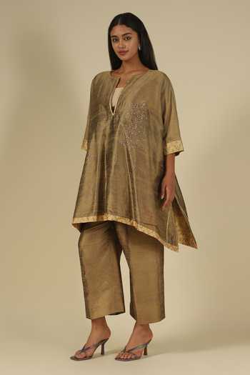 LATHA PUTTANNA_Gold Silk Embroidery, Sequins Split V-neck, Yes Raw Kurta And Pant Set _Online_at_Aza_Fashions
