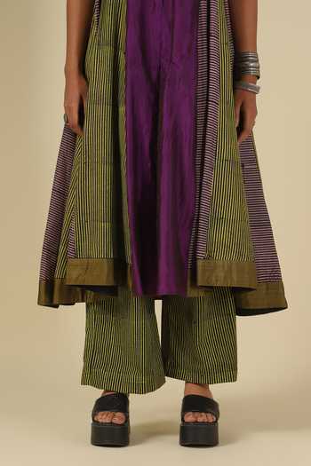 LATHA PUTTANNA_Green Silk, Cotton, Velvet Sweetheart Block Print Karnataka Kurta And Pant Set _at_Aza_Fashions