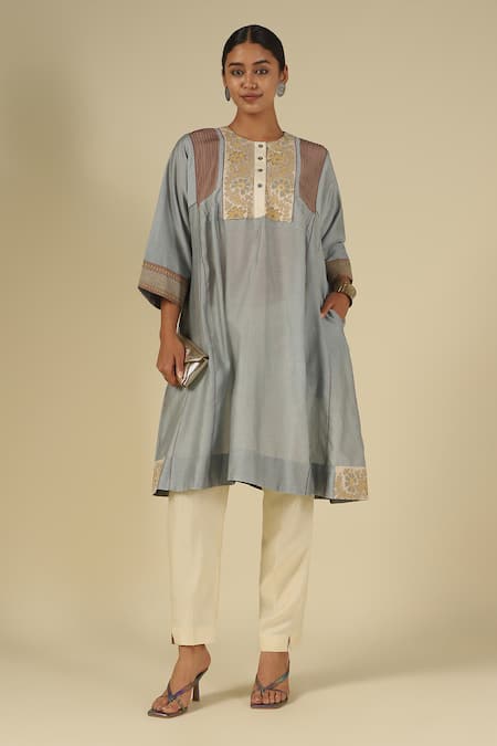 LATHA PUTTANNA Contrast Yoke Kurta Set 