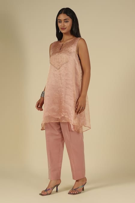 Buy LATHA PUTTANNA Pink Organza, Tissue, Silk, Cotton Beads Split V-neck Embellishment Kurta Set Online at Aza Fashions Buy_LATHA PUTTANNA_Pink Organza, Tissue, Silk, Cotton Beads Split V-neck Embellishment Kurta Set _Online_at_Aza_Fashions