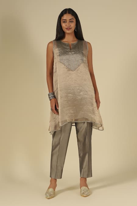 LATHA PUTTANNA Bead Embellishment Kurta Set 