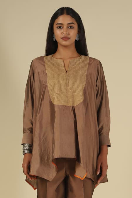 LATHA PUTTANNA Contrast Yoke Top 