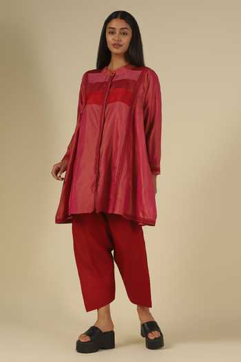 LATHA PUTTANNA_Pink Silk, Cotton Embroidery Mandarin Collar Thread Kurta With Trouser _Online_at_Aza_Fashions