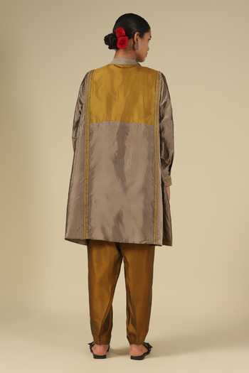 LATHA PUTTANNA_Gold Silk, Cotton Embroidery Mandarin Collar Thread Kurta With Salwar _at_Aza_Fashions