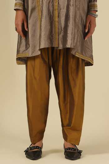 Buy_LATHA PUTTANNA_Gold Silk, Cotton Embroidery Mandarin Collar Thread Kurta With Salwar 