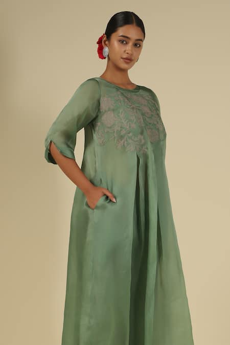Shop_LATHA PUTTANNA_Green Organza, Satin Embroidery Round Neck Silk Thread Kurta _Online_at_Aza_Fashions