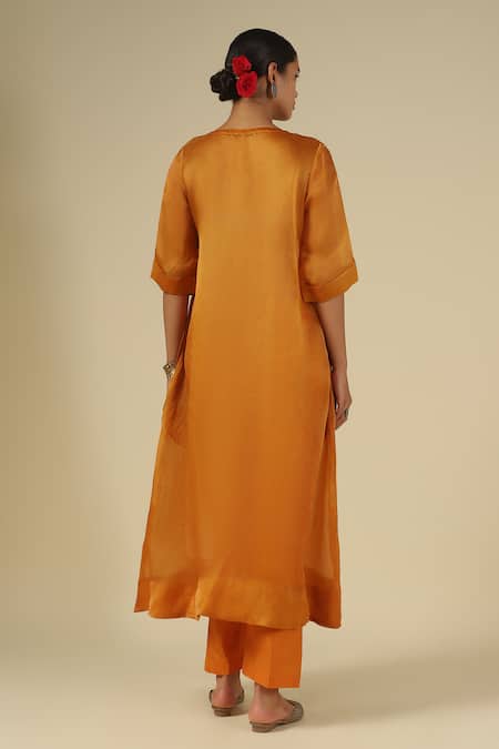 LATHA PUTTANNA Embroidered Yoke Kurta 