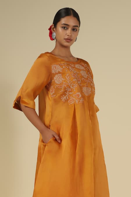 Shop LATHA PUTTANNA Yellow Organza, Satin Embroidery Round Neck Yoke Kurta Online at Aza Fashions Shop_LATHA PUTTANNA_Yellow Organza, Satin Embroidery Round Neck Yoke Kurta _Online_at_Aza_Fashions