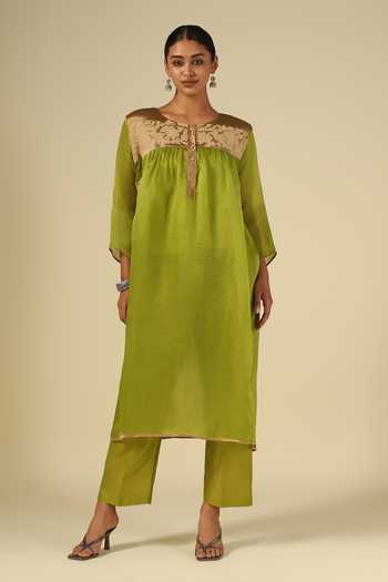 Buy LATHA PUTTANNA Green Silk, Cotton, Organza, Tissue Applique Round Contrast Kurta And Pant Set at Aza Fashions Buy_LATHA PUTTANNA_Green Silk, Cotton, Organza, Tissue Applique Round Contrast Kurta And Pant Set _at_Aza_Fashions