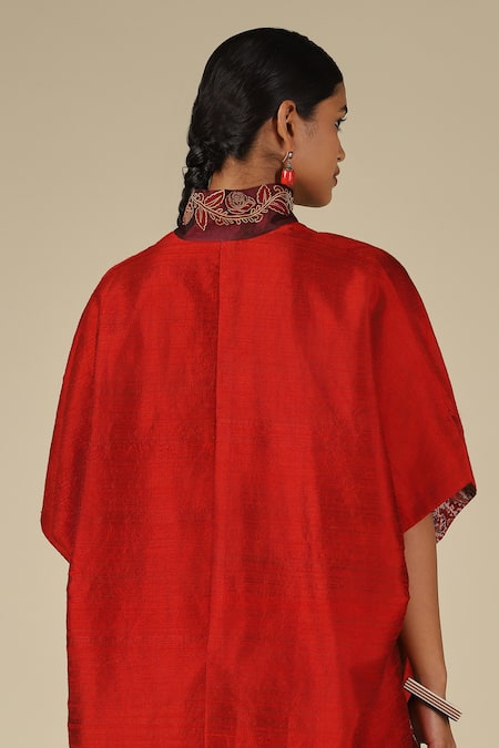 LATHA PUTTANNA Silk Thread Embroidered Top 