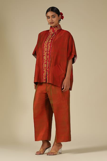 Buy_LATHA PUTTANNA_Red Silk Embroidery Mandarin Collar Thread Top 