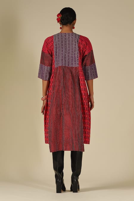 LATHA PUTTANNA Silk Ikat Pattern Kurta 