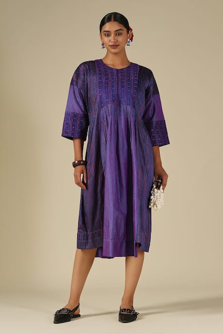 LATHA PUTTANNA Thread Embroidered Midi Dress 