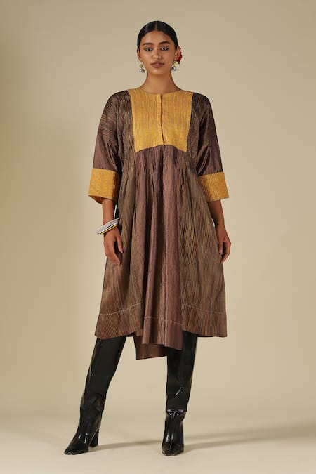 LATHA PUTTANNA_Gold Silk Embroidery Round Neck Thread Kurta _at_Aza_Fashions