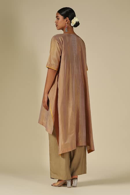 LATHA PUTTANNA Silk Thread Embroidered Kurta Set 