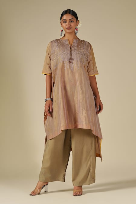 LATHA PUTTANNA Silk Thread Embroidered Kurta Set 