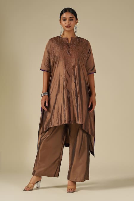 LATHA PUTTANNA Silk Thread Embroidered Kurta Set 