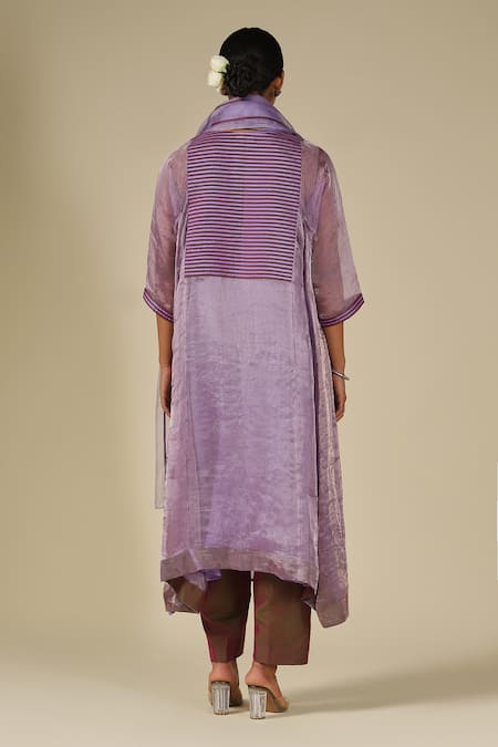 LATHA PUTTANNA Contrast Yoke Kurta Set 