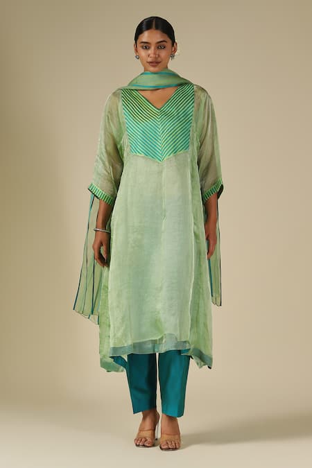 LATHA PUTTANNA Mint Silk, Cotton, Organza V-neck, Yes Contrast Yoke Kurta Set at Aza Fashions LATHA PUTTANNA_Mint Silk, Cotton, Organza V-neck, Yes Contrast Yoke Kurta Set _at_Aza_Fashions