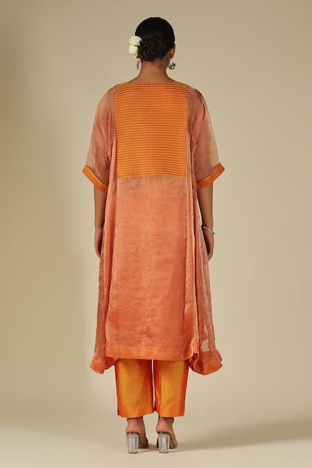 LATHA PUTTANNA Contrast Yoke Kurta Set 