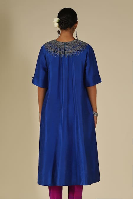 Shop_LATHA PUTTANNA_Blue Silk Beads Round Neck, Yes Embellishment Kurta Set _Online_at_Aza_Fashions