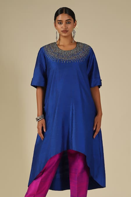 LATHA PUTTANNA_Blue Silk Beads Round Neck, Yes Embellishment Kurta Set _at_Aza_Fashions