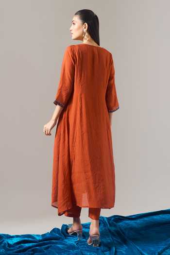 Shop Samyukta Singhania Rust Chanderi, Shantoon Embroidery, Sequins, Mirrors, Lace Round Mul Kurta Set at Aza Fashions Shop_Samyukta Singhania_Rust Chanderi, Shantoon Embroidery, Sequins, Mirrors, Lace Round Mul Kurta Set _at_Aza_Fashions