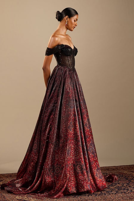 Cedar & Pine_Black Organza, Tulle Sequins Sweetheart Neck, Lizbeth Printed Off Gown _Online_at_Aza_Fashions